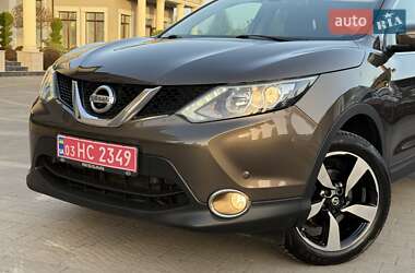 Внедорожник / Кроссовер Nissan Qashqai 2016 в 