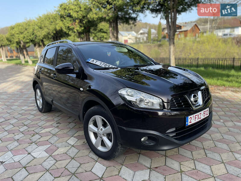 Позашляховик / Кросовер Nissan Qashqai 2010 в Коломиї