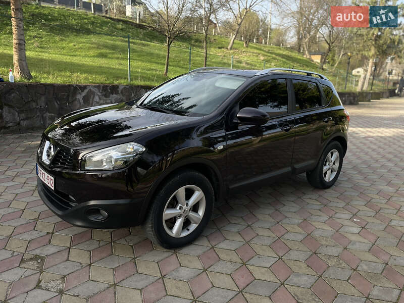 Позашляховик / Кросовер Nissan Qashqai 2010 в Коломиї
