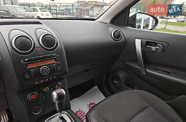 Внедорожник / Кроссовер Nissan Qashqai 2008 в 