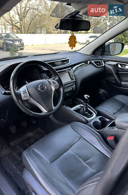 Внедорожник / Кроссовер Nissan Qashqai 2015 в 