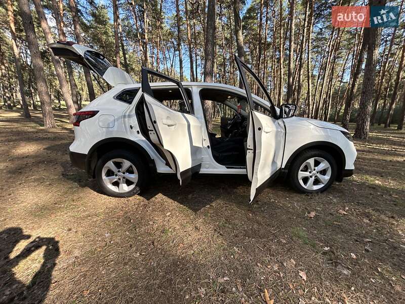 Внедорожник / Кроссовер Nissan Qashqai 2018 в Киеве