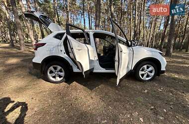 Внедорожник / Кроссовер Nissan Qashqai 2018 в 