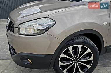 Внедорожник / Кроссовер Nissan Qashqai 2013 в 