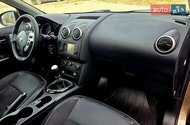 Внедорожник / Кроссовер Nissan Qashqai 2013 в 