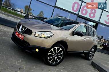 Внедорожник / Кроссовер Nissan Qashqai 2013 в 