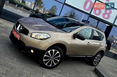 Внедорожник / Кроссовер Nissan Qashqai 2013 в 