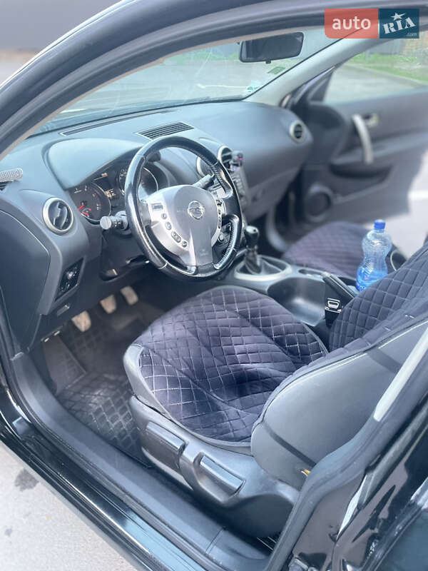 Внедорожник / Кроссовер Nissan Qashqai 2011 в Каменец-Подольском