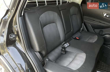 Внедорожник / Кроссовер Nissan Qashqai 2012 в 