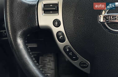 Внедорожник / Кроссовер Nissan Qashqai 2012 в 