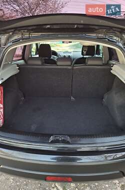 Внедорожник / Кроссовер Nissan Qashqai 2012 в 