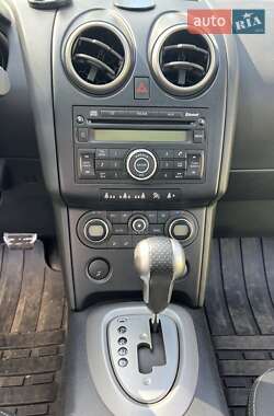 Позашляховик / Кросовер Nissan Qashqai 2008 в 