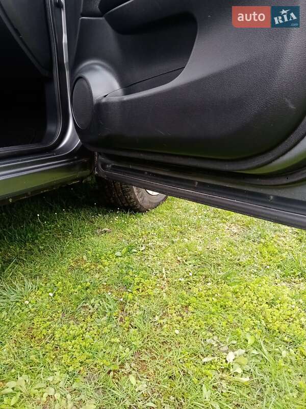 Внедорожник / Кроссовер Nissan Qashqai 2014 в Ивано-Франковске