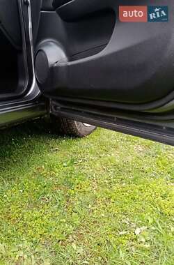 Внедорожник / Кроссовер Nissan Qashqai 2014 в 