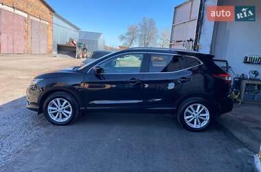 Позашляховик / Кросовер Nissan Qashqai 2016 в 
