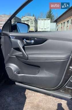 Позашляховик / Кросовер Nissan Qashqai 2016 в 