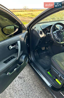 Внедорожник / Кроссовер Nissan Qashqai 2007 в 