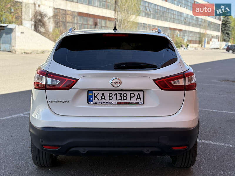 Внедорожник / Кроссовер Nissan Qashqai 2015 в Киеве