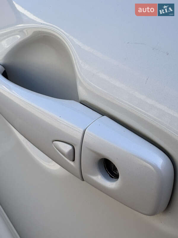 Внедорожник / Кроссовер Nissan Qashqai 2015 в Киеве