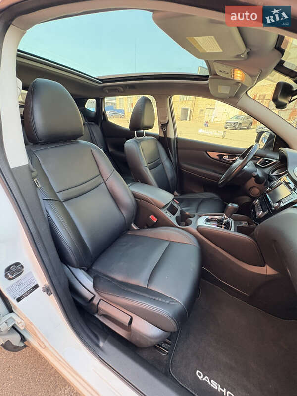 Внедорожник / Кроссовер Nissan Qashqai 2015 в Киеве