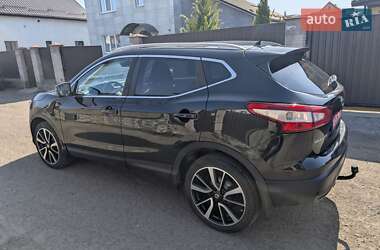 Внедорожник / Кроссовер Nissan Qashqai 2016 в 