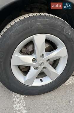 Внедорожник / Кроссовер Nissan Qashqai 2012 в 