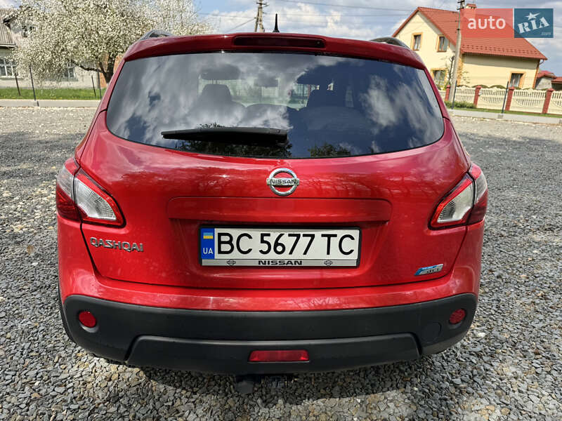 Позашляховик / Кросовер Nissan Qashqai 2012 в Самборі