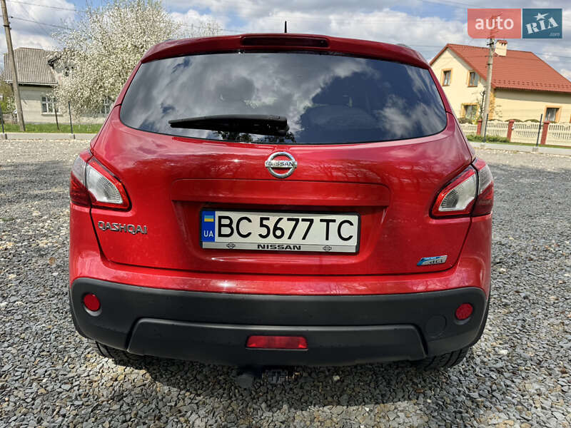 Позашляховик / Кросовер Nissan Qashqai 2012 в Самборі