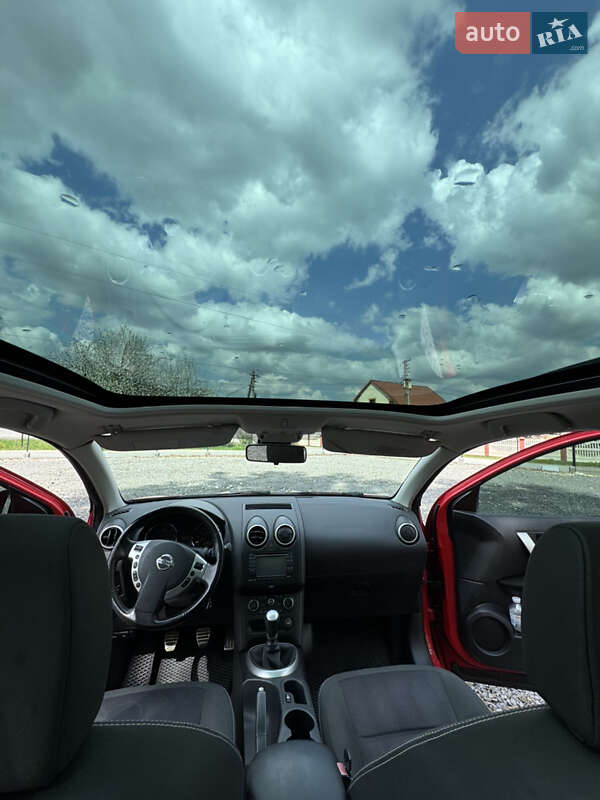 Позашляховик / Кросовер Nissan Qashqai 2012 в Самборі
