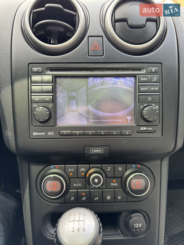 Позашляховик / Кросовер Nissan Qashqai 2012 в Самборі