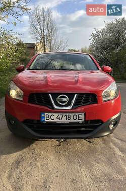 Внедорожник / Кроссовер Nissan Qashqai 2011 в 