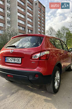 Внедорожник / Кроссовер Nissan Qashqai 2011 в 