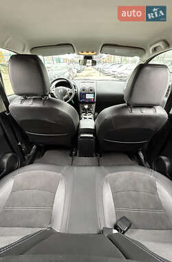 Позашляховик / Кросовер Nissan Qashqai 2013 в 