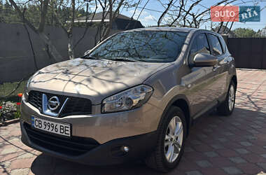 Позашляховик / Кросовер Nissan Qashqai 2011 в 