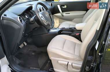Позашляховик / Кросовер Nissan Qashqai 2012 в 