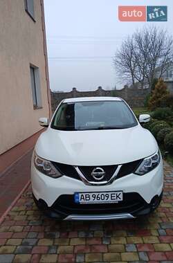 Позашляховик / Кросовер Nissan Qashqai 2017 в 