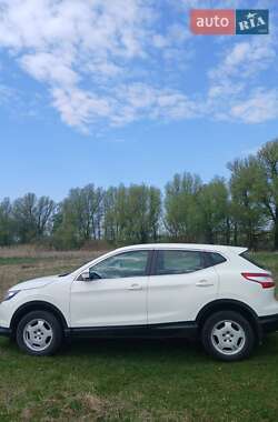 Позашляховик / Кросовер Nissan Qashqai 2017 в 