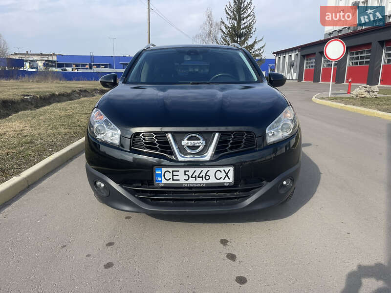 Внедорожник / Кроссовер Nissan Qashqai 2012 в 