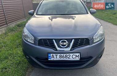 Позашляховик / Кросовер Nissan Qashqai 2010 в 