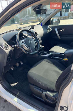 Внедорожник / Кроссовер Nissan Qashqai 2011 в 