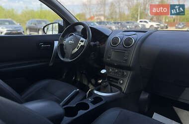 Внедорожник / Кроссовер Nissan Qashqai 2012 в 