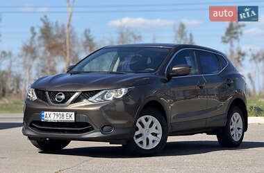Позашляховик / Кросовер Nissan Qashqai 2016 в Харкові