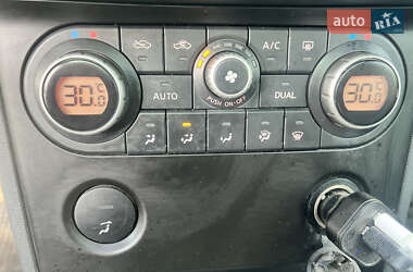 Позашляховик / Кросовер Nissan Qashqai 2009 в 