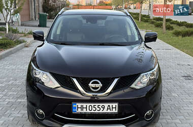 Позашляховик / Кросовер Nissan Qashqai 2015 в 