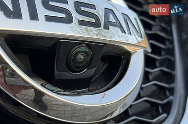 Позашляховик / Кросовер Nissan Qashqai 2015 в 