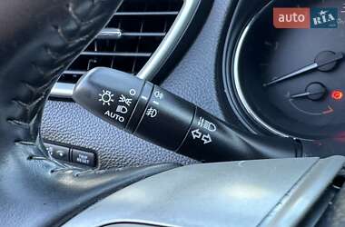 Позашляховик / Кросовер Nissan Qashqai 2014 в 