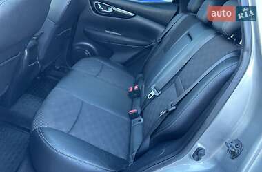 Позашляховик / Кросовер Nissan Qashqai 2014 в 