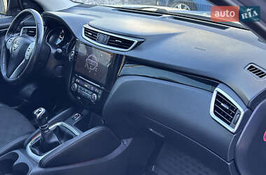 Позашляховик / Кросовер Nissan Qashqai 2014 в 