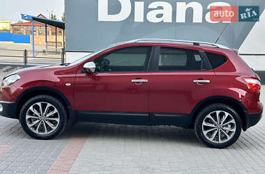 Внедорожник / Кроссовер Nissan Qashqai 2010 в 