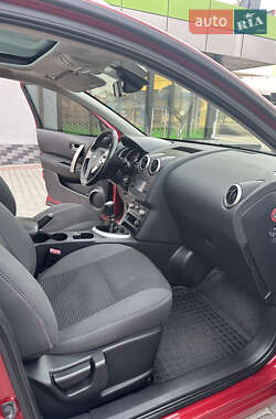 Внедорожник / Кроссовер Nissan Qashqai 2010 в 